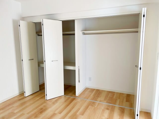 収納の工夫で快適空間を演出する方法